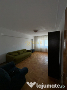 Apartament 2D, CT, langa statie