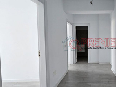 Apartament 3 camere 2 bai - Aurel Persu.