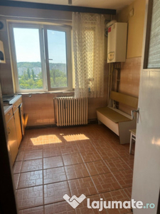 Apartament 3 camere GARA - Billa -DECOMANDAT - Bloc cu Lift