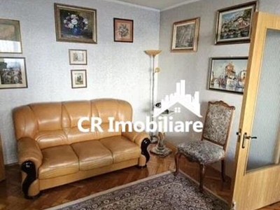 Apartament 4 camere Calea Mosilor Vanzare Apartament 4 Camere ID intern: 33