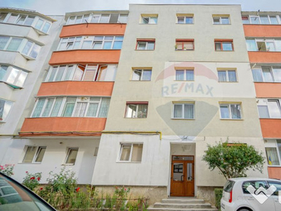 Apartament cu 3 camere de vânzare în Sacele, Comision 0!