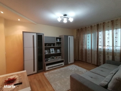 Apartament cu 3 camere decomandate - După Zid