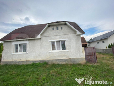 Casa individuala, 1049 mp teren, Domnesti, 18 km de oras.