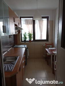 Închiriez apartament 2 camere in Pajura