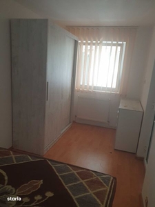 Inchiriez apartament cu 3 camere