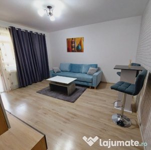 Închiriez apartament cu doua camere decomandat Pallady