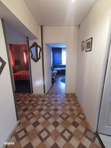 Vand apartament cu 2 camere