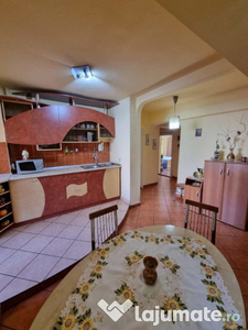 REPOZITIONARE PRET - Apartament 3 camere, zona OMV Marasti