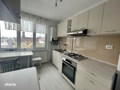 Apartament 4 camere, parter, b-dul Dunarea Micro 21