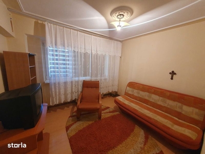 Apartament 2 camere, decomandat