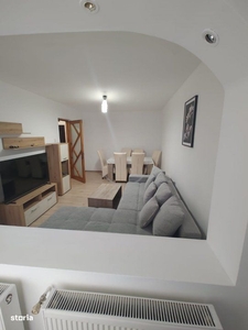 Romancierilor Apartament 4 camere Metrou 1 Minut Renovat