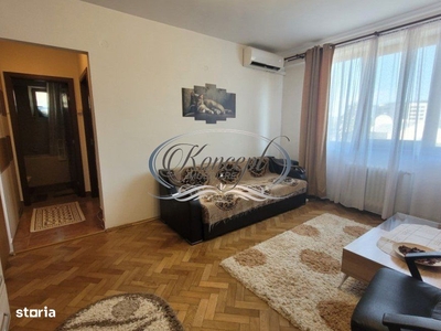 Apartament 4 camere, decomandat, zona CET