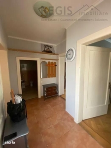 Apartament cu 2,5 camere Decomandat in zona Central