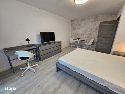 Apartament 3 camere etaj intermediar, Astra- Carpatilor