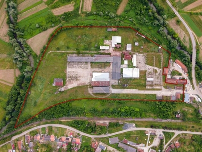 Se inchiriaza/schimb cu hotel, pensiune spatiu industrial 10 ha, Vata