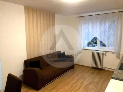 Vand apartament 2 camere 22 Decembrie