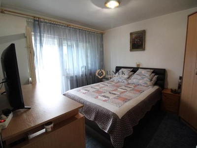 Vand apartament 3 camere in Deva, central-Maresal Averescu