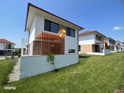 Vila 5 Camere Eficienta Energetic in Complex Premium langa Padure si L