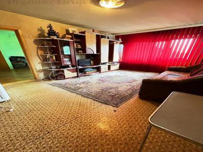 Apartament 3 camere, Nicolina, 70mp