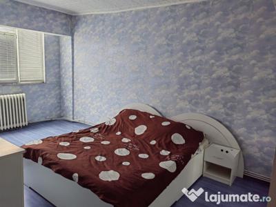 Apartament cu 3 camere decomandat in Deva, zona Eminescu (Politie)