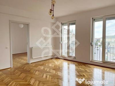 Apartament deosebit cu 4 camere in Piata Ferdinand Oradea
