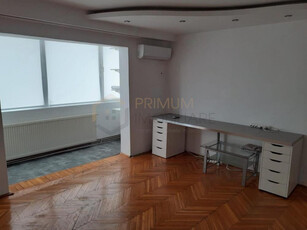 Apartament 2 camere semidecomandat