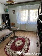 APARTAMENT 3 CAMERE, DECOMANDAT, ETAJ 2 DIN 4 , ULTRACENTRAL