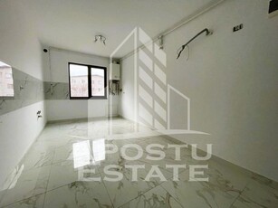 Apartament 3 camere, zona Aurel Vlaicu