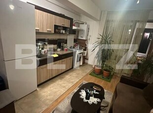 Apartament cu 2 camere, 47mp, et intermediar, balcon 5mp, parcare, zona Petrom