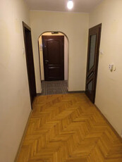 Apartament cu 3 camere decomandate - Zona George Enescu