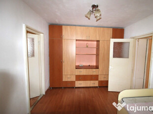 Apartament cu 3 camere in Micro 19