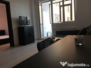 Apartament de Vânzare cu 2 Camere - Tineretului 85