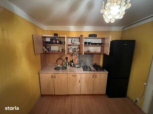 Apartament o camera în zona EROILOR