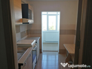 Inchiriez apartament cu 3 camere - complet mobilat si renovat Micro 17