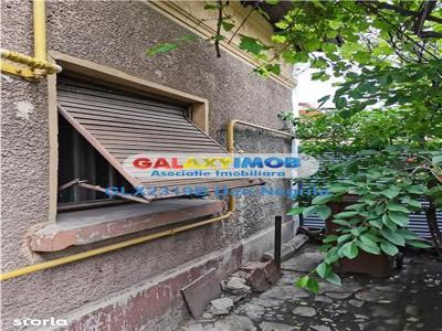 Domenii, urgent, casa3 camere,curte proprie