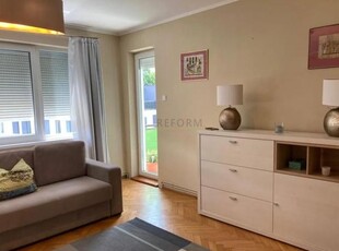 Apartament cu 3 camere de vanzare pe strada Plopilor, in vechiul cartier Plopilor