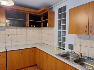 De vanzare apartament cu 3 cam.,2 bai, 65 mp., Manastur, 165000 Euro