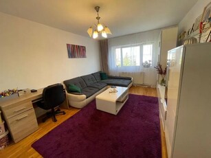 De vanzare apartament cu 3 camere in cartierul Zorilor