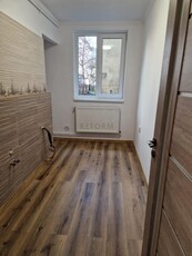 De vanzare apartament cu 3 camere pe strada Horea