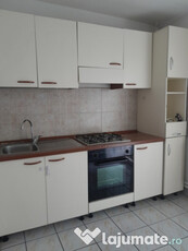 Inchiriez apartament 3 camere - 1 Mai