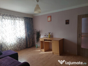 Vand apartament 2 camere in Deva, Micro 15 (Teilor Maxa) et. 3 mobilat